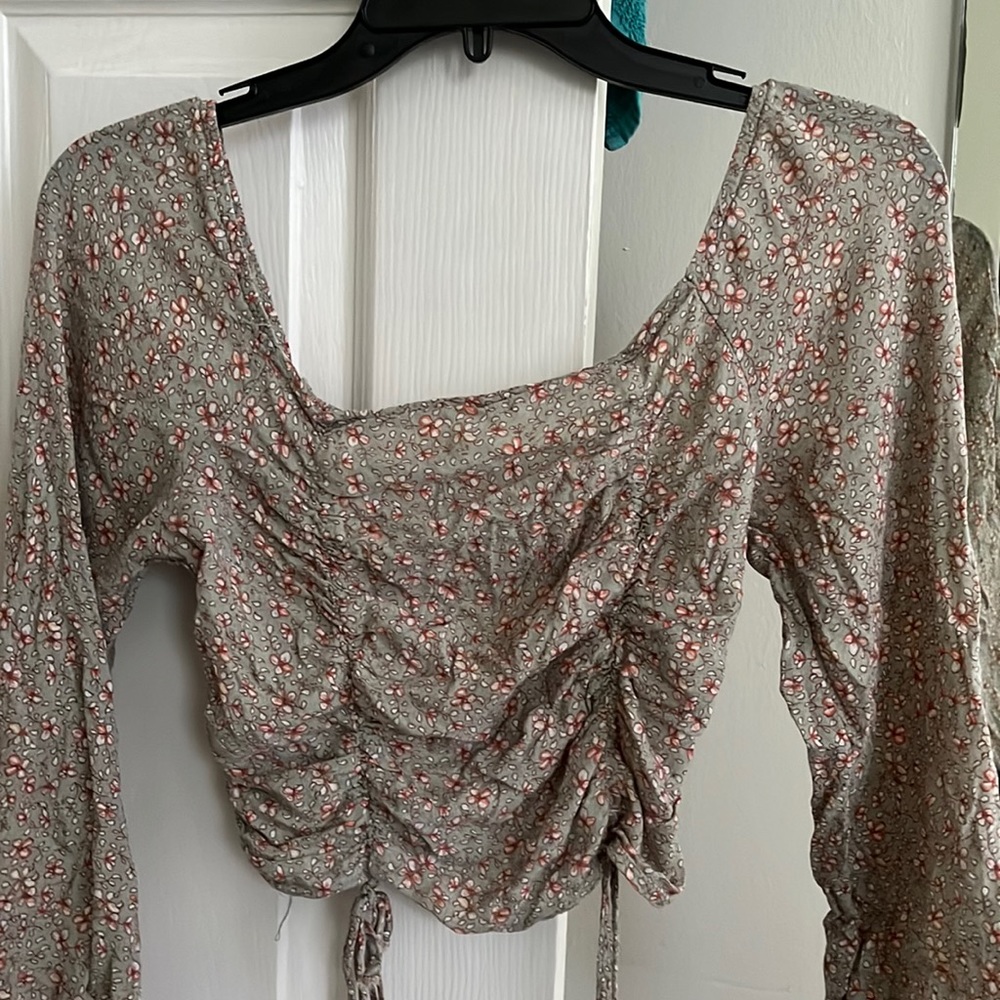 Cropped top floral print